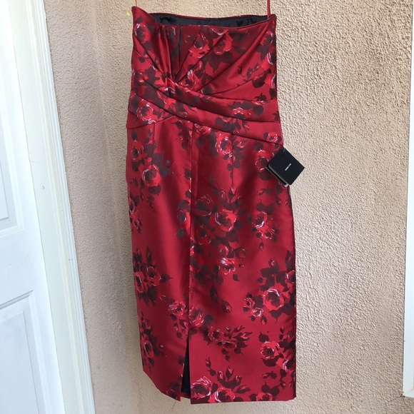 NWT White House/Black Market strapless satin like party dress. Sz 4 - Picture 5 of 7